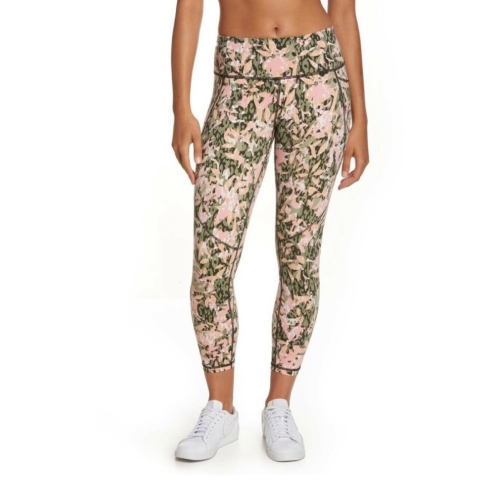 sweaty betty | power pocket sculpt yoga leggings pink olive floral ⅞ length s